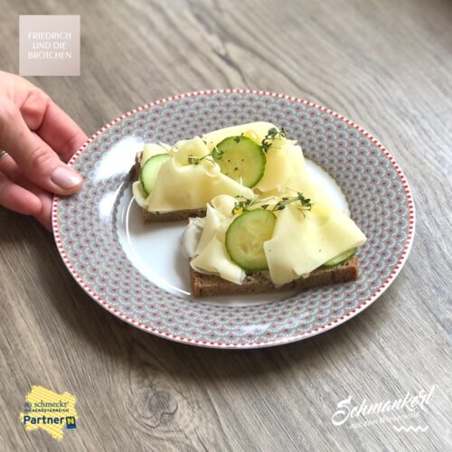Käse Brötchen 1 Stück